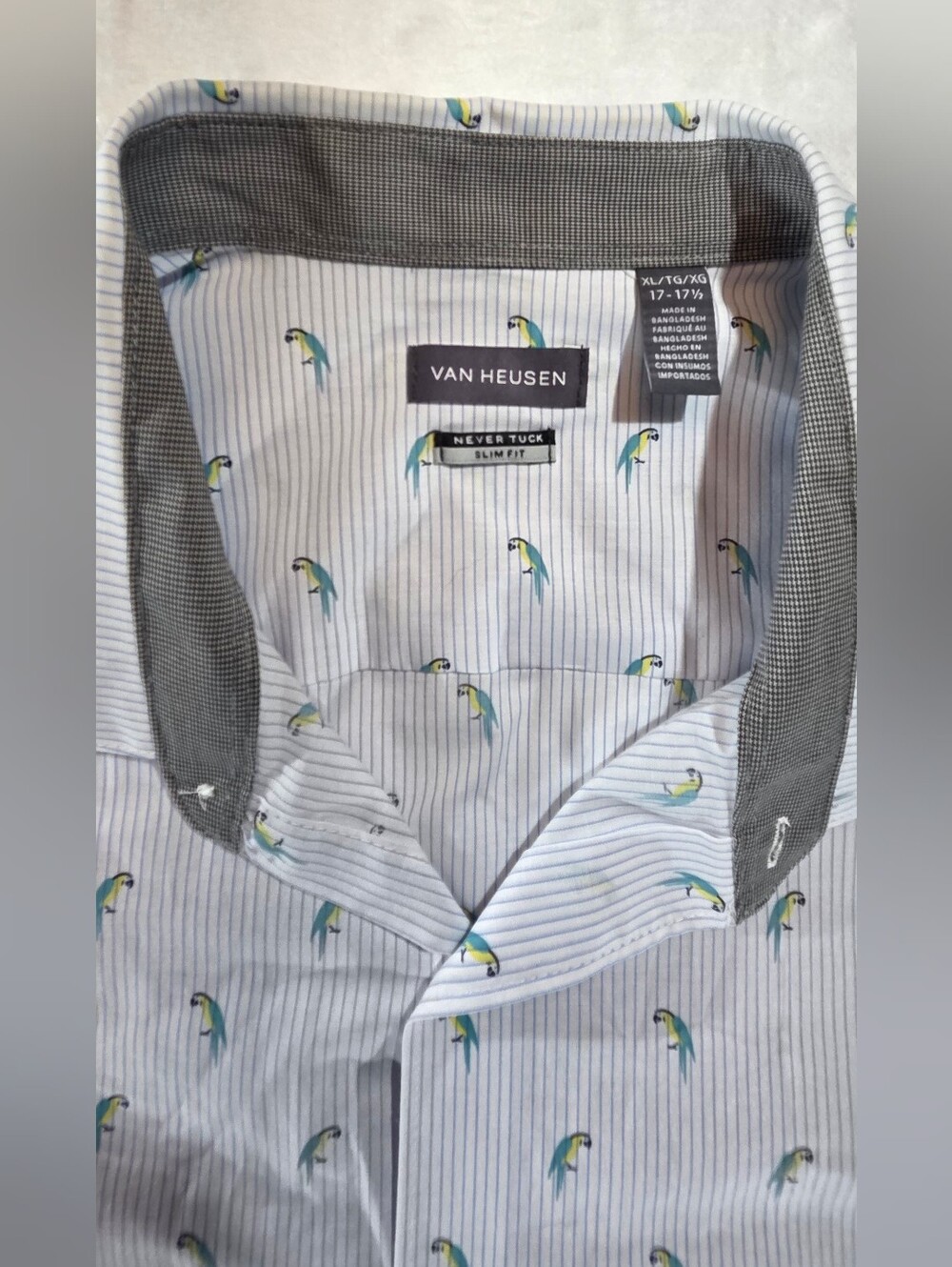 Van Heusen Never Tuck Slim Fit Men’s XL Regular Short Sleeve Bird Shirt - 0020